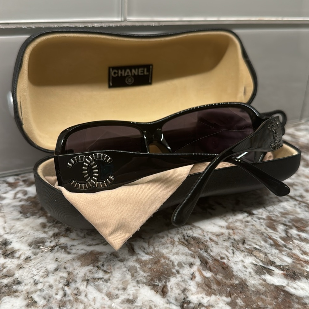 Chanel sunglasses with Chanel protective cover and Chanel case